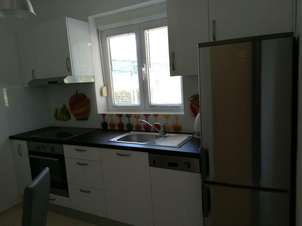 Apartmani Matela Петркане Екстериор снимка